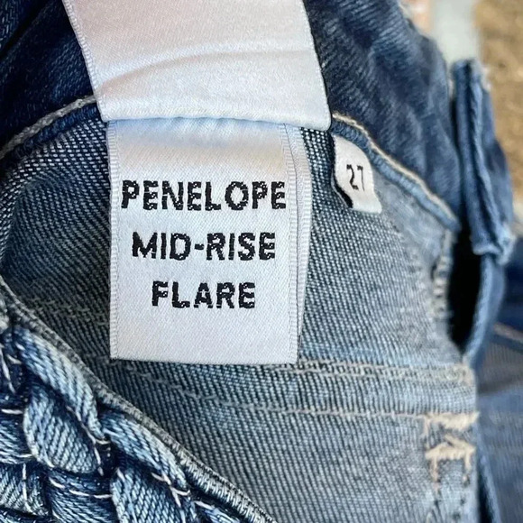 Tularosa Flare Penelope Jeans in Ankara Wash size 27 - Picture 17 of 17